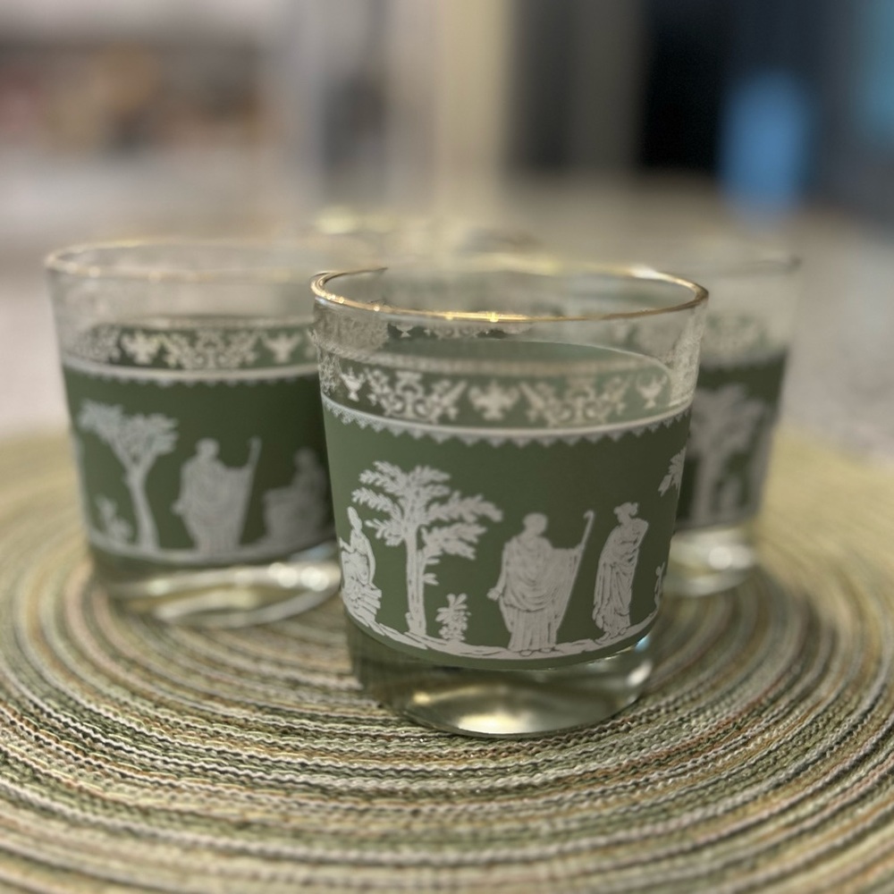 VTG set of 4 Romanesque crystal tumbler glasses, gold trimmed